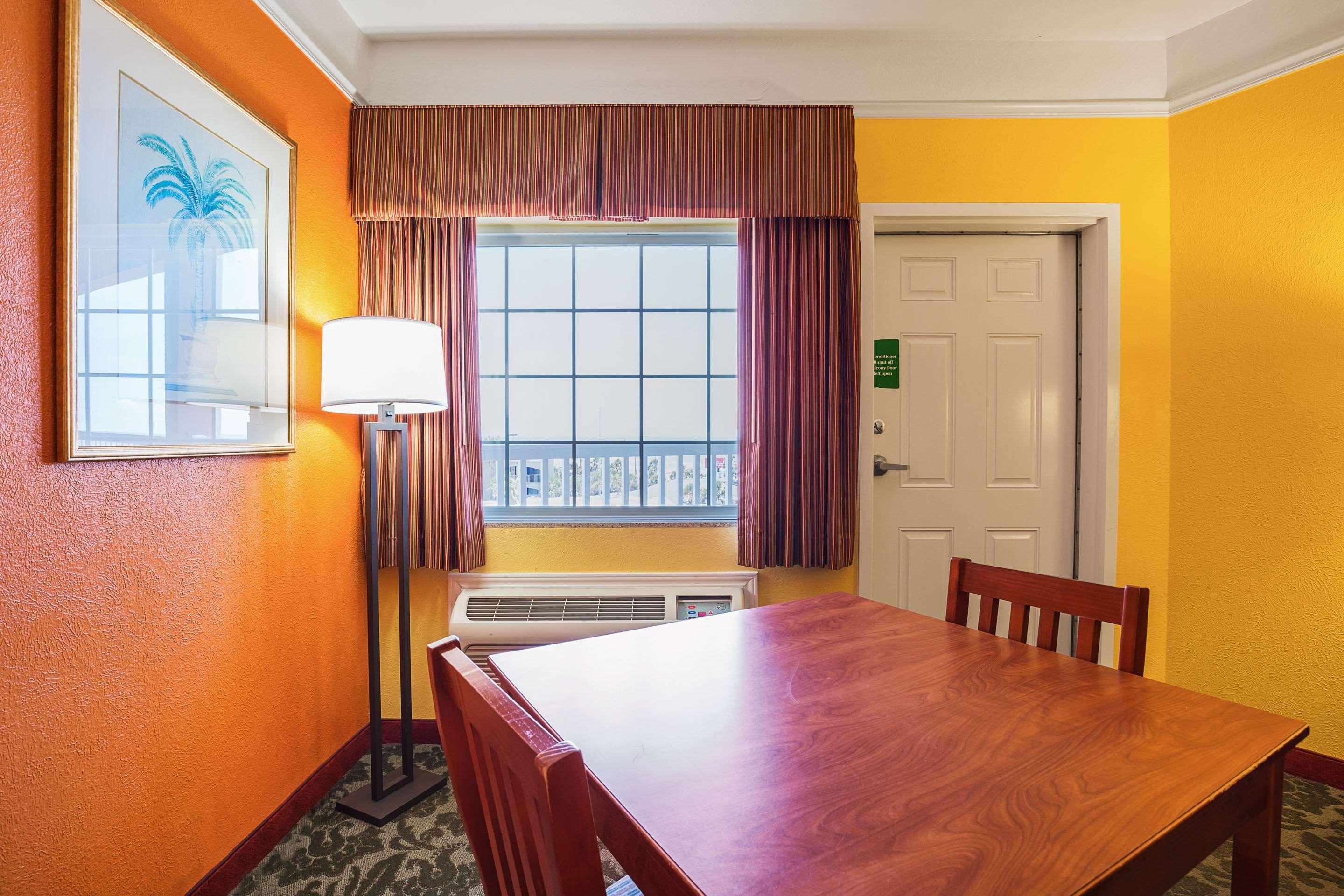 Quality Inn & Suites Galveston - Beachfront Zewnętrze zdjęcie