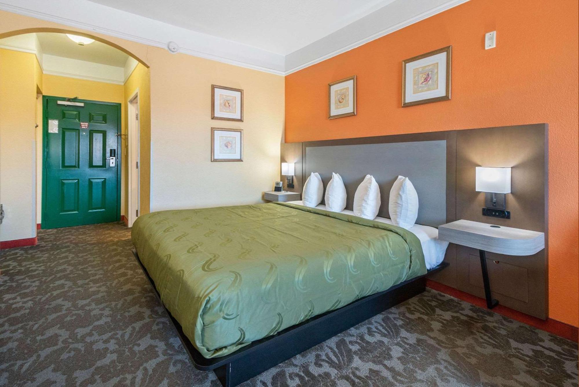 Quality Inn & Suites Galveston - Beachfront Zewnętrze zdjęcie